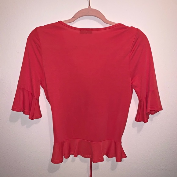 NWOT Dee Elly 3/4 Sleeve Solid Knit Ruched Top - Picture 3 of 4